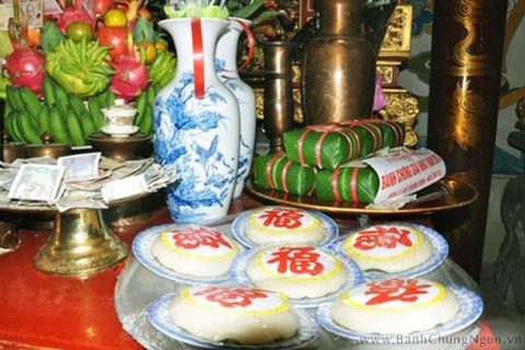 Lễ giỗ tổ Hùng Vương với bánh chưng và bánh giầy ngon - đẹp